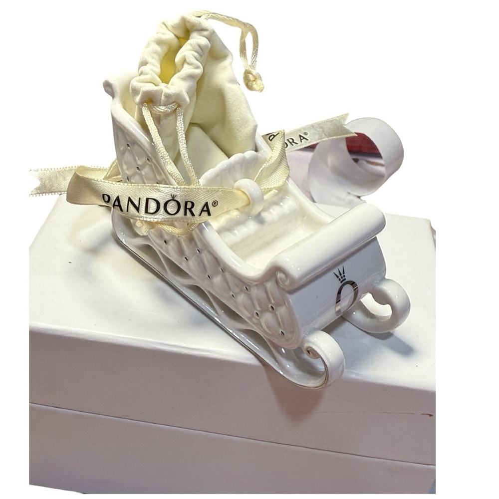 Pandora 2014 Holiday Sleigh Porcelain Ornament with Pouch & Box